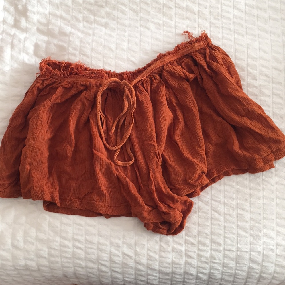 Ecote Shorts